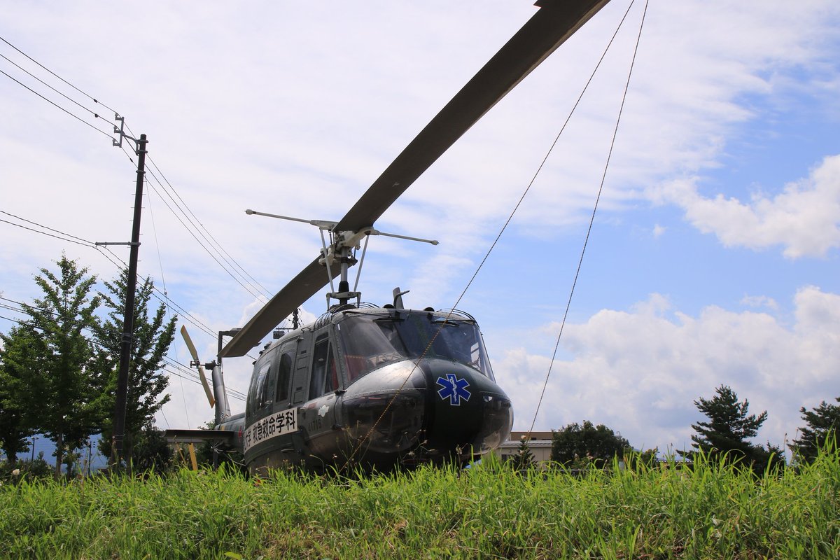 38rMh's tweet photo. #TLをヘリコプターで埋め尽くそうぜ
#弘前市 #七戸町 #UH1 #HSS2B
御墓参りついでの展示機巡りしてきました。-2Bは見えてはいけないものが…😱行く末が心配です😥 https://t.co/FWIUvMGIeD