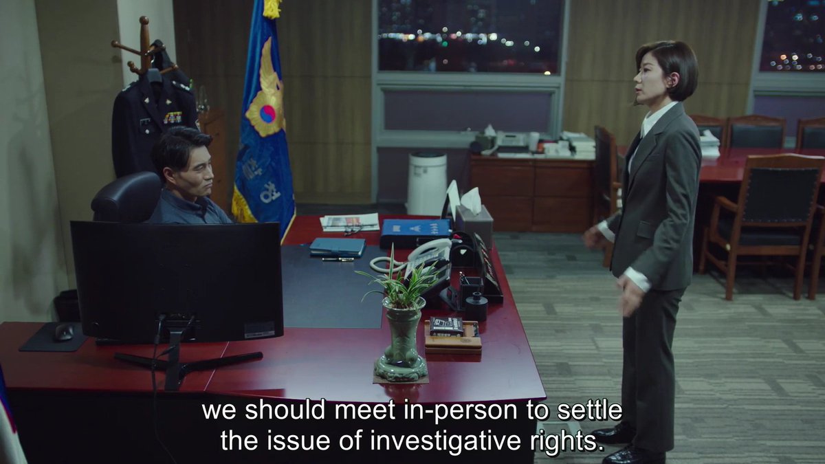 ..(Related to the Main conflict of drama about investigation authority)Choi Bit suggest that the police and the prosecution should meet in-person to solve the issue of investigative rights.