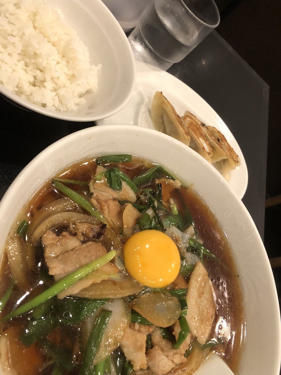 ドンファン池田 در توییتر 今日もあるライターに 食べ物 のツイートしかしない人間になってしまいましたね と小バカにされました どこで何をしていたか 誰といたか そういうセンシティブなものを突っ込ませないパワーがあるんですね 食べ物の写真には ということで