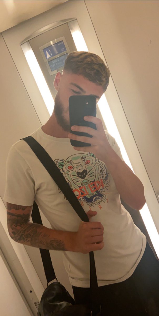 AntoinePrlt's tweet photo. 🤙🏼🤙🏼 https://t.co/e0v0j9pRIH