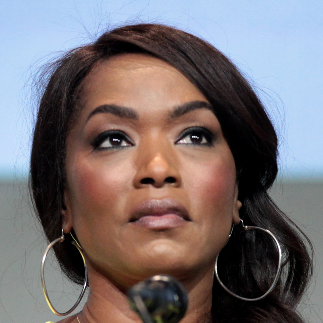 Happy Birthday to Angela Bassett!

Photo by Gage Skidmore 