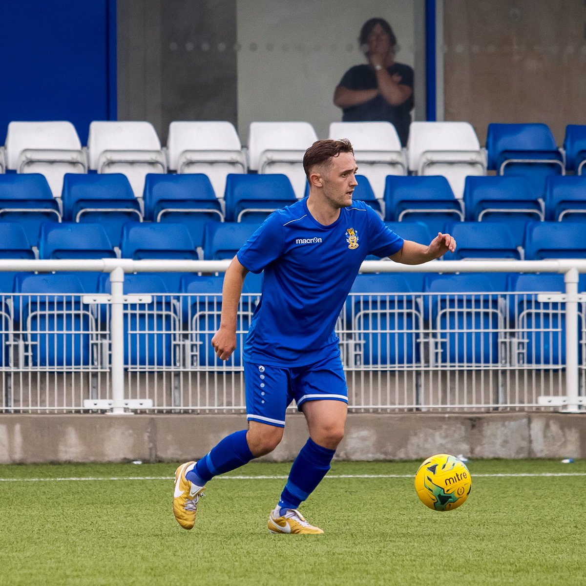 AveleyFC's tweet photo. Great to see @gardfreddie back on the pitch after a long time out 💪🏽

#TogetherAveley 🙌🏼💙 https://t.co/fcauWP0iDh