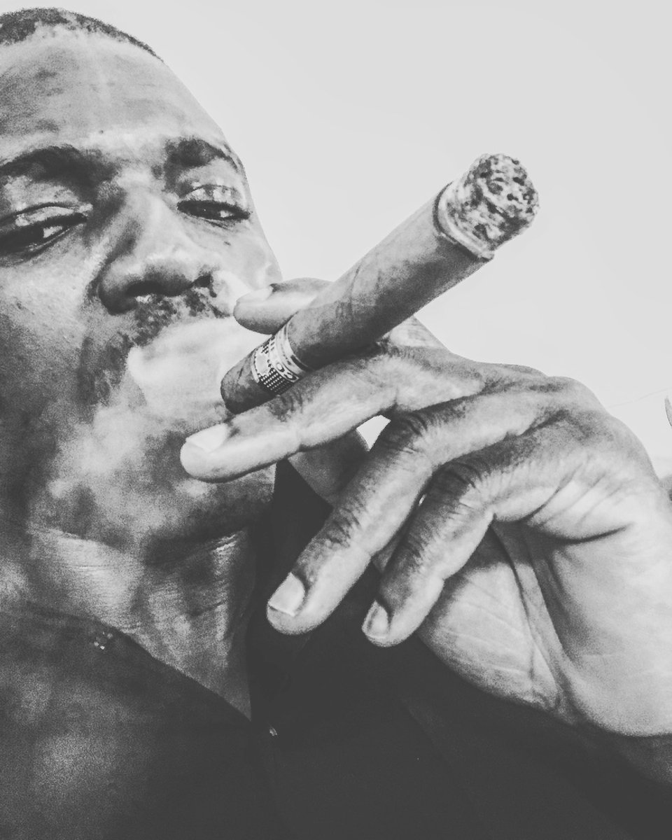 Happy Sunday South Africa 🇿🇦✊🏾 #IHaveMyReceipt