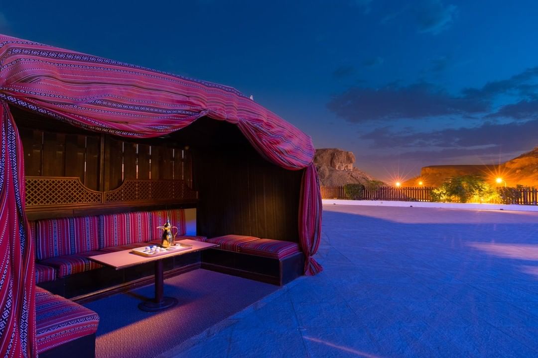 TakemebackOman's tweet photo. Looking forward to spending a relaxing day surrounded by sand and sea?Look no further! Sur is the perfect place to explore lovely beaches, ancient forts and narrow streets wich would leave you craving for more everyday you visit it
#Oman #SundayMorning #SundayThoughts #Summer2020 https://t.co/JaAlYQ4M6V