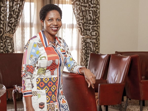 DjGibbz1's tweet photo. Meet the first black woman to own a Hotel in Tzaneen https://t.co/x5TWrdHV1w https://t.co/xrY0tk1jbf