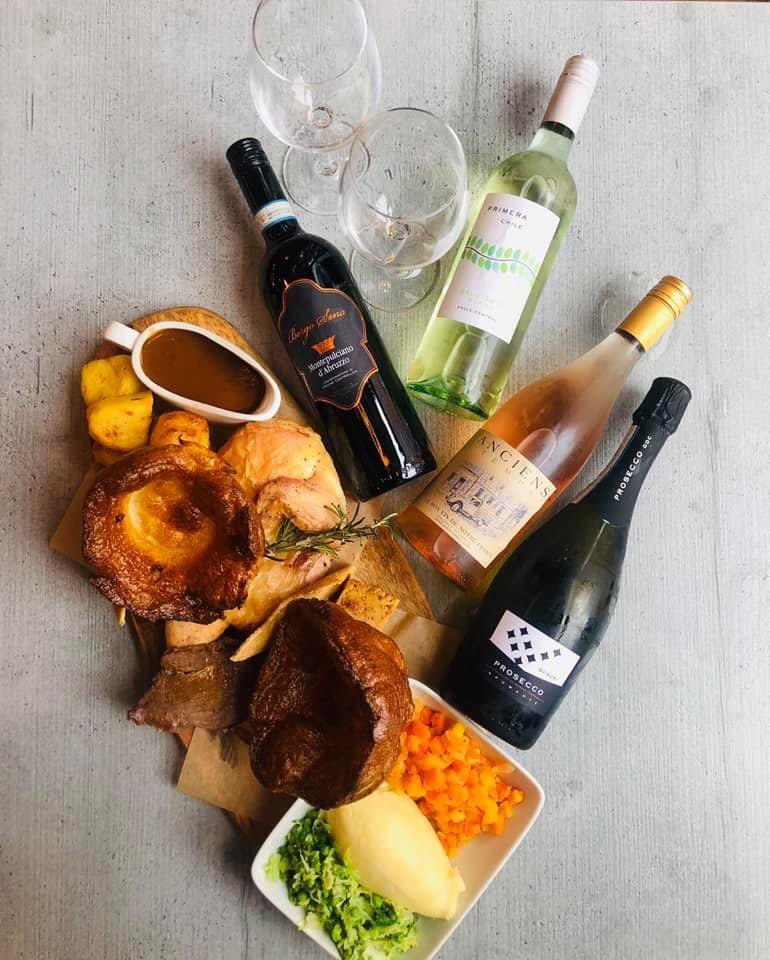 I T S   B A C K ! 

Return of the sharing roast - pork, beef, chicken and all the trimmings, served with plenty of our famous gravy. 

Add house wine for £12 or make it a special Sunday with prosecco for £15  
<a href="/No1CanalStreet1/">No 1 Canal Street</a> <a href="/canalstmancs/">Canal Street 🏳️‍🌈</a> <a href="/ILoveGayMCR/">#ILoveGay Manchester</a> 

☀️🌈☀️