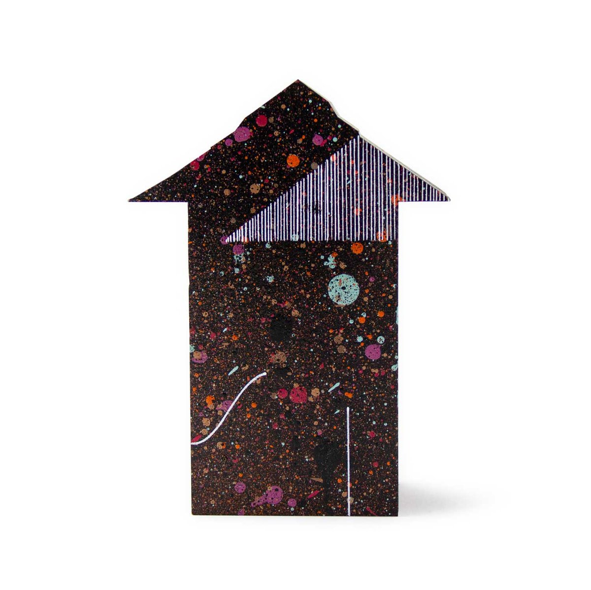 ClanCollective_'s tweet photo. Have you taken a peek into our front window lately? Preston-based artist @peatree's installation, 'My Tiny World' is currently on show. It comprises eight intricately detailed 'Tiny House' sculptures made from timber and hand-painted in acrylic. 

https://t.co/YTRyVtie42 https://t.co/h3u6PAcr2t