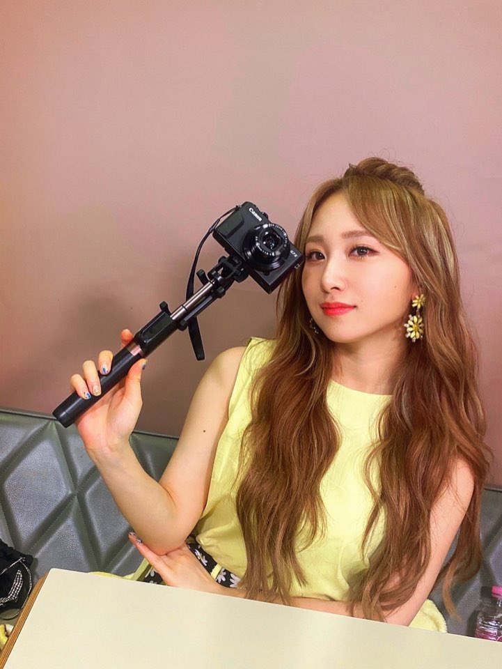Rocket Punch K Popアイドルの日常を高橋朱里が日本語で紹介 ファン必見 Iz One Life Is A Party