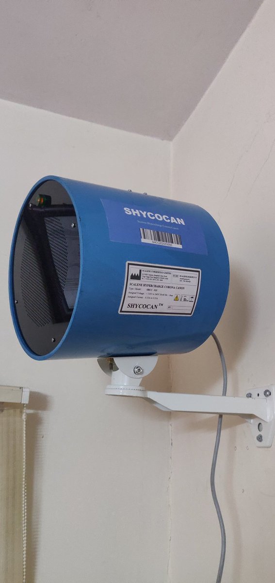 ay5amaran's tweet photo. This is how you mount SHYCOCAN, the anti-Covid device, on any wall. It is made to face the centre of the enclosed space. First you mount the device on a clamp &amp; then fix the clamp on the wall.

The location of each device is being tracked: notice the bar-code sticker on the side. https://t.co/cv3SVJgmgI