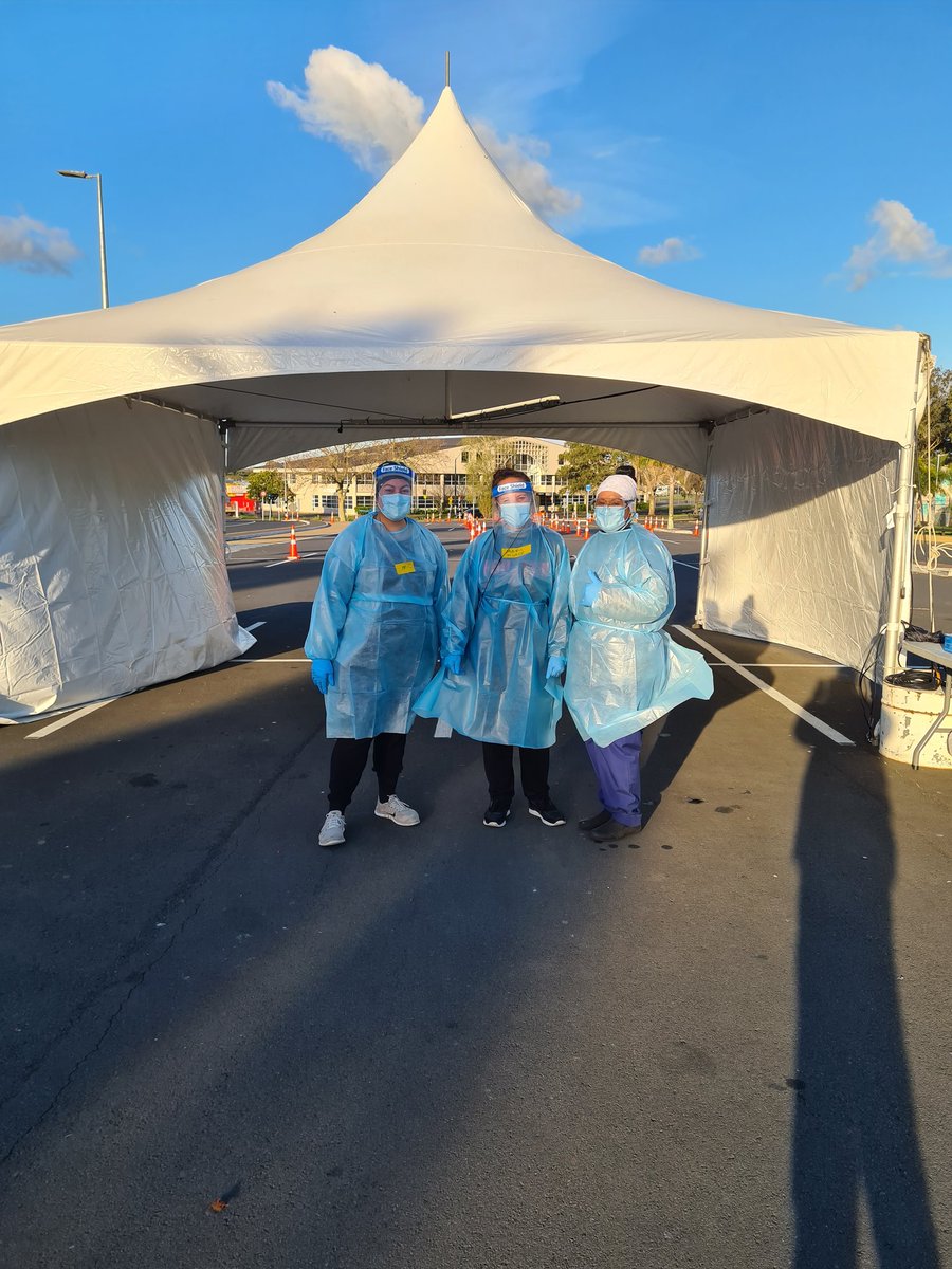 aikihele's tweet photo. Busy weekend screening many Māori &amp; Pasifika families in Mangere. Our families are doing exactly as told and getting tested 👍🏼 Thank you Dr @AshBloomfield for acknowledging this 🙌🏼 #Mangere #nurses #Teamof5million https://t.co/0TsUUIXDRM