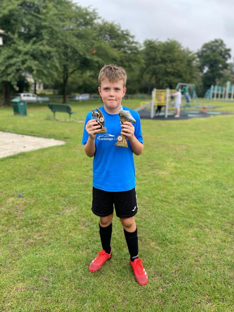 maison pacey tweet media