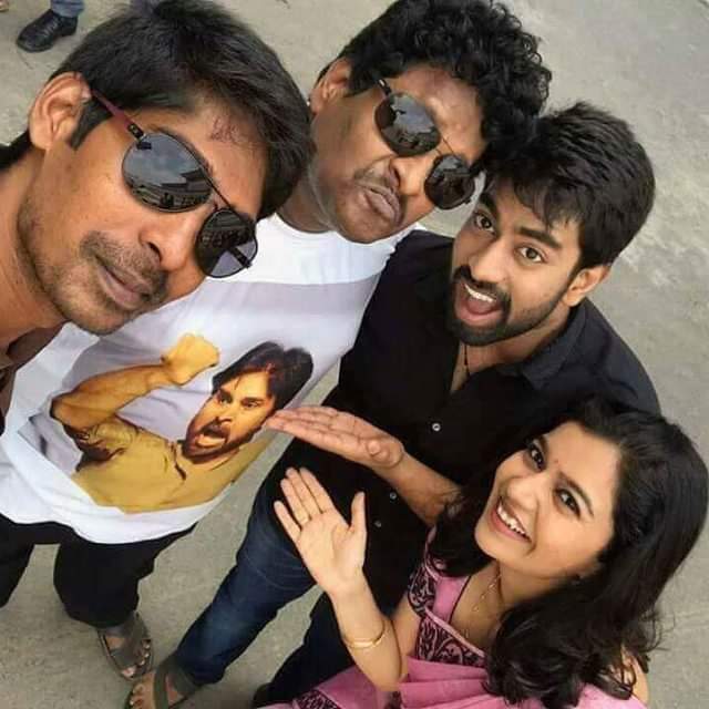 PawanIsm_02's tweet photo. This is the craze og Kalyan sir...

RETWEET maximum 🔁🔁❣️❣️
Blast 🔁rt button 🔥🤙  🔥
❣️❣️💚❣️❣️

#PawanKalyanBirthdayCDP https://t.co/ZTU7t27iQC