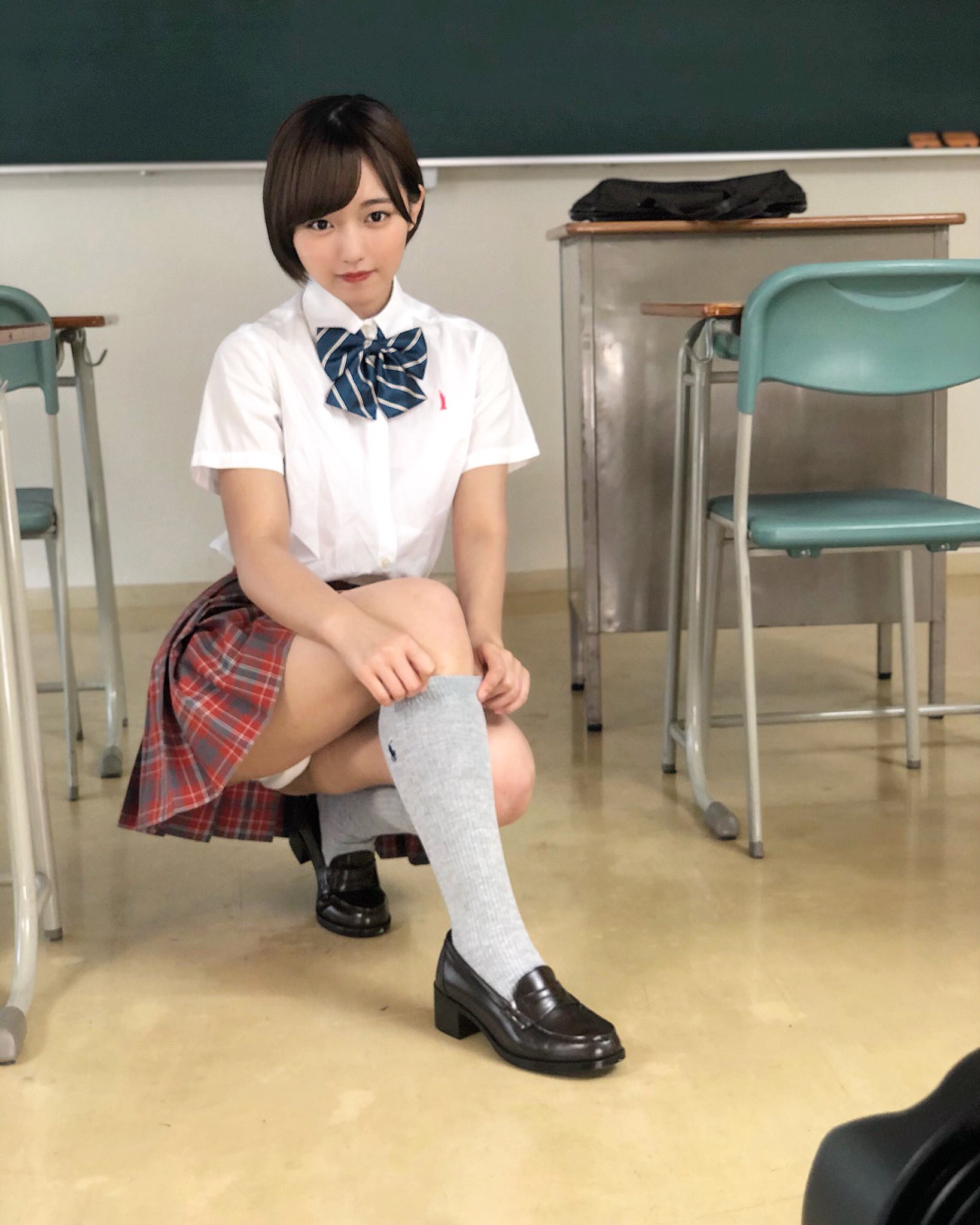 香月杏珠　制服 