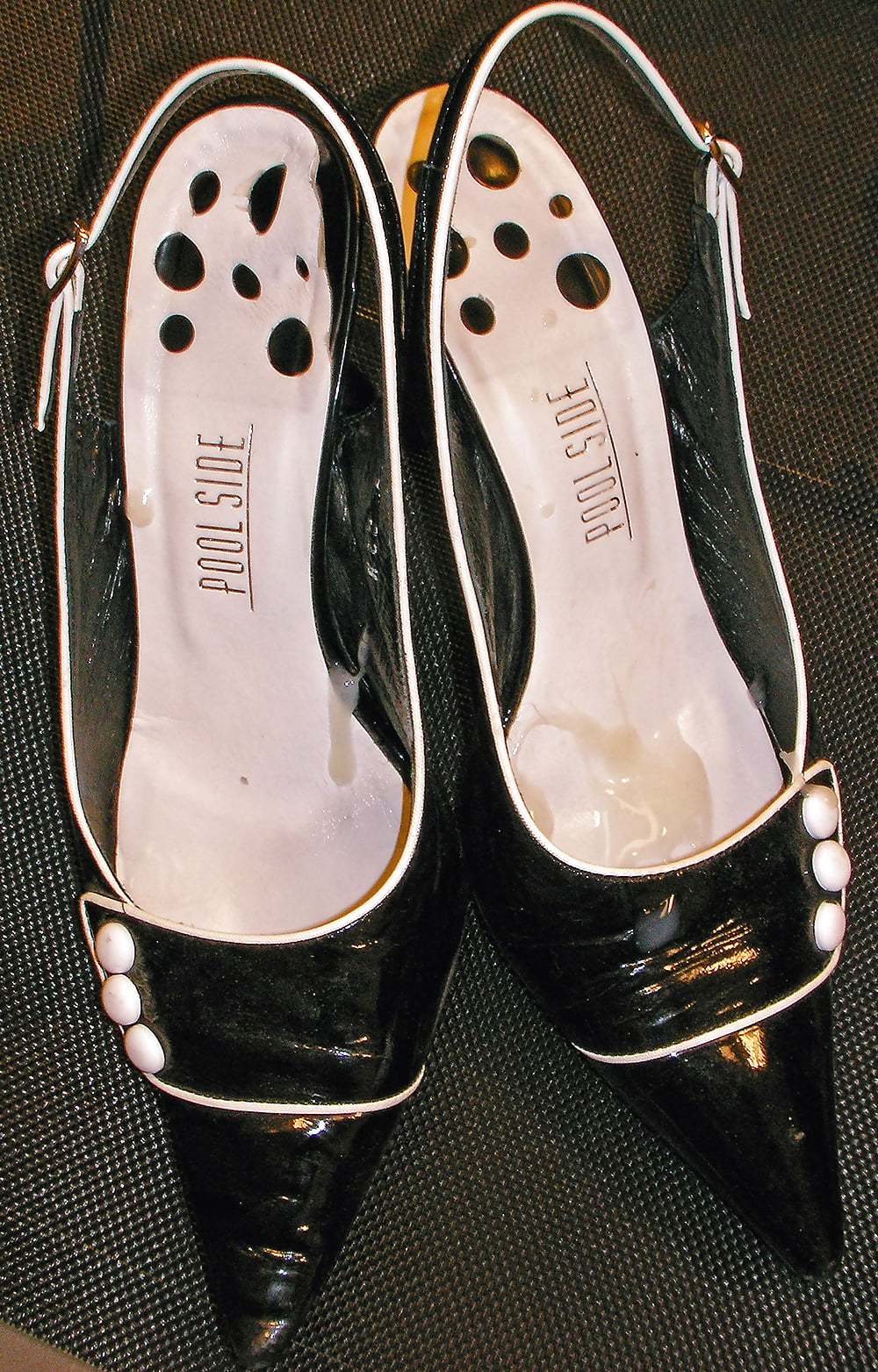 パンプスザーメン 