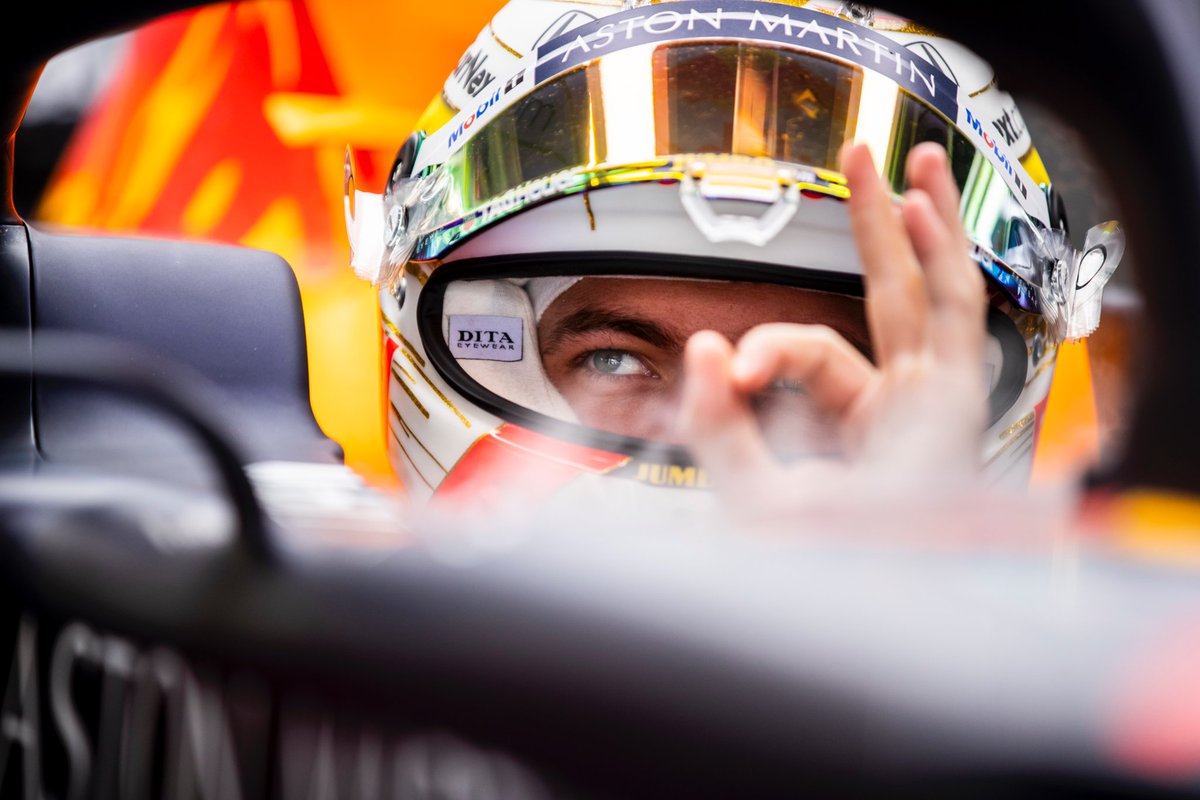 dburgersdijk's tweet photo. @redbullracing @astonmartin @HondaRacingF1 @Max33Verstappen @alex_albon @DramaticExit_ @leestevo1 @GPLambiase @MaVic009 @sophiekumpen12 @VJVerstappen @VerstappenCOM @GStarRAW @carnextcom @JumboSupermarkt enjoy the road to victory Max can do it πͺ #RBwall #PoweredByHonda πΎπποΈ https://t.co/i9KU7nI53Q