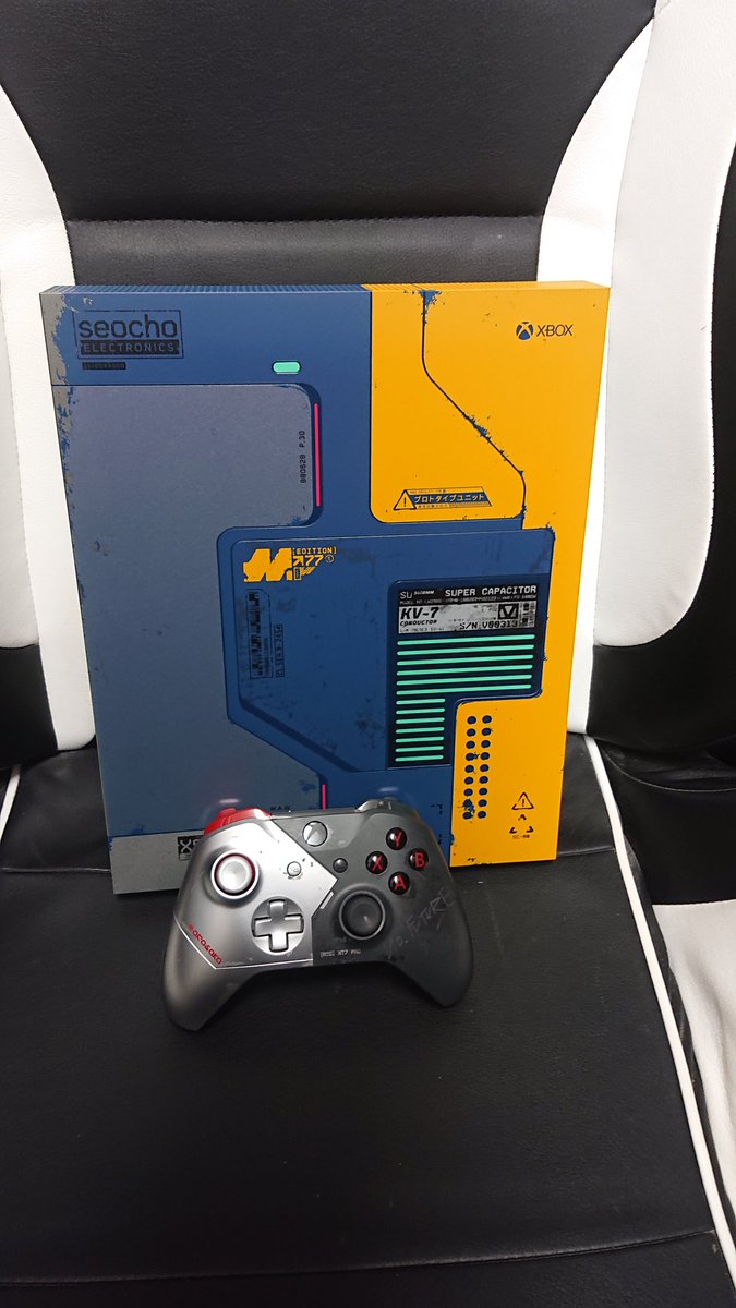 Tsuru 本日からの 第一級配備 ｐｃ接続 にxbox One X Cyber Punk 77editionが登場しました 短い期間になるかもしれませんが よろしくお願いします