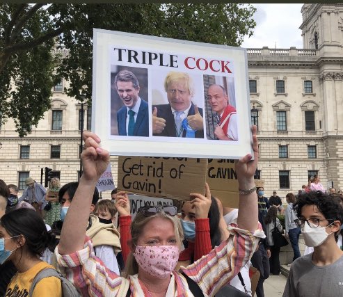 AndrewDMorrish's tweet photo. And banner of the day goes to...

#ALevelProtests https://t.co/EouorZowd5