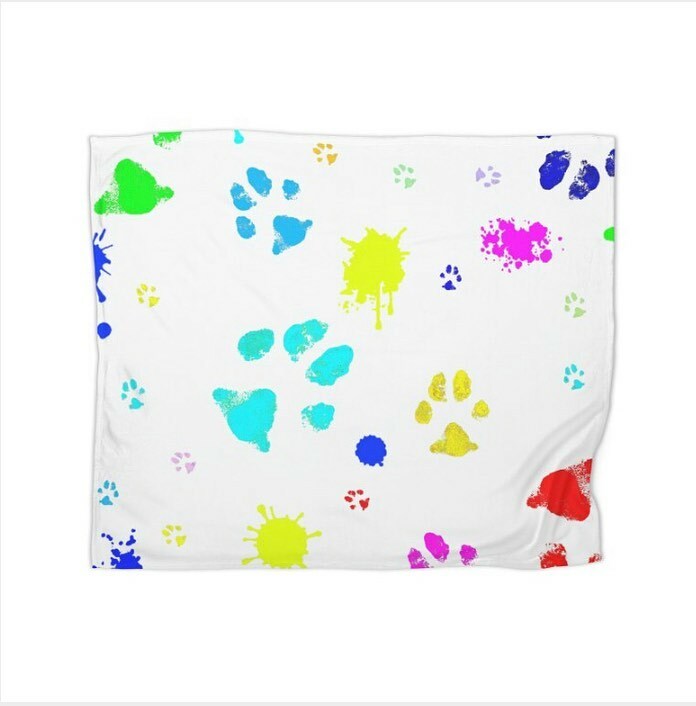WiseFingerLab's tweet image. Inspired by the great Jackson Pollock, Wisefinger has created - Jackson Pawlick. For those whose lives are brighter because of the animals they call family. Jackson Pawlick is splattered over linens, shower curtains, towels and much much more. Great for kids rooms and homes …
