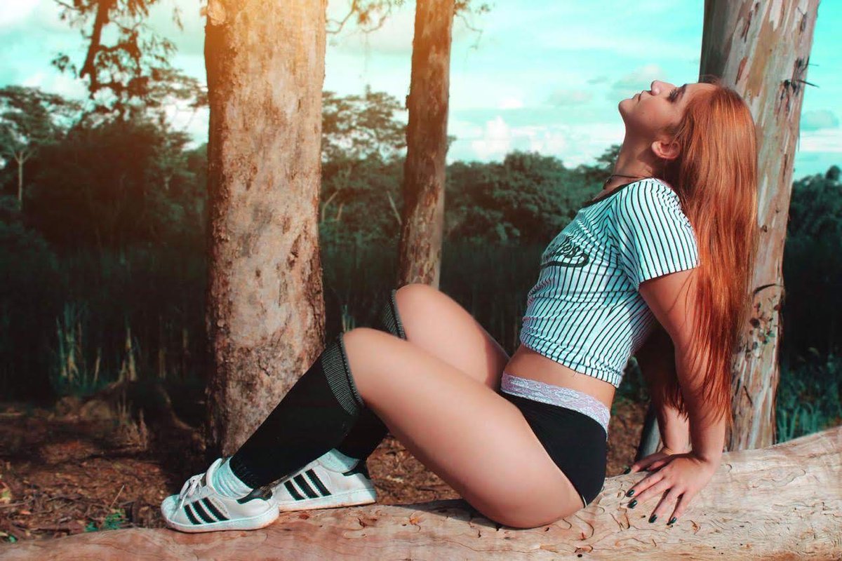 Julia_rfrost's tweet photo. Qual a melhor?

#juliafrost #altmodel https://t.co/eGclg0oE9D