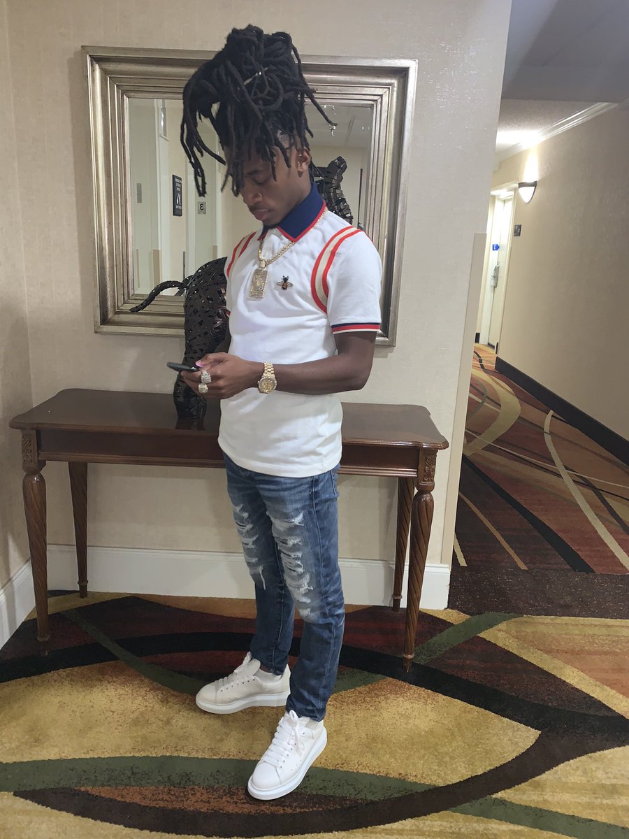 Same Nigga 😡 Ain’t Shit Really Change But My Image 😶 , I Had To Get That Bread 💰 Off The Grown Like A Pigeon 🆑🅱️