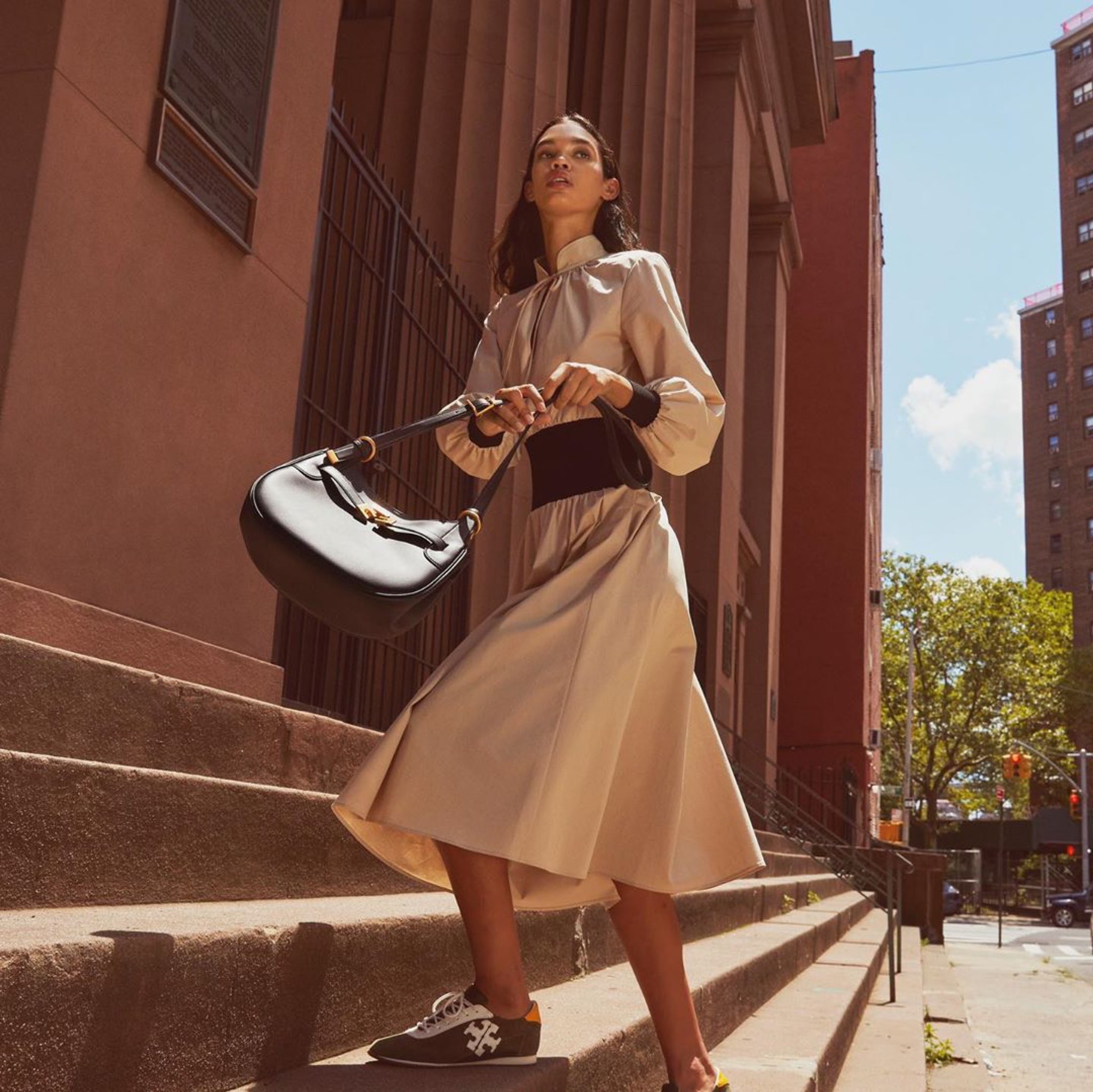 Tory Burch on X: Jordan Daniels in our Rib-Waist Dress, Lee Radziwill  Saddlebag and #TheTorySneaker #ToryBurch #ToryBurchFW20 #ToryBurchBags  #ToryBurchShoes   / X