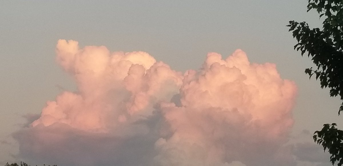 BossRunes's tweet image. Some pretty #clouds :)
#photography #prettyclouds