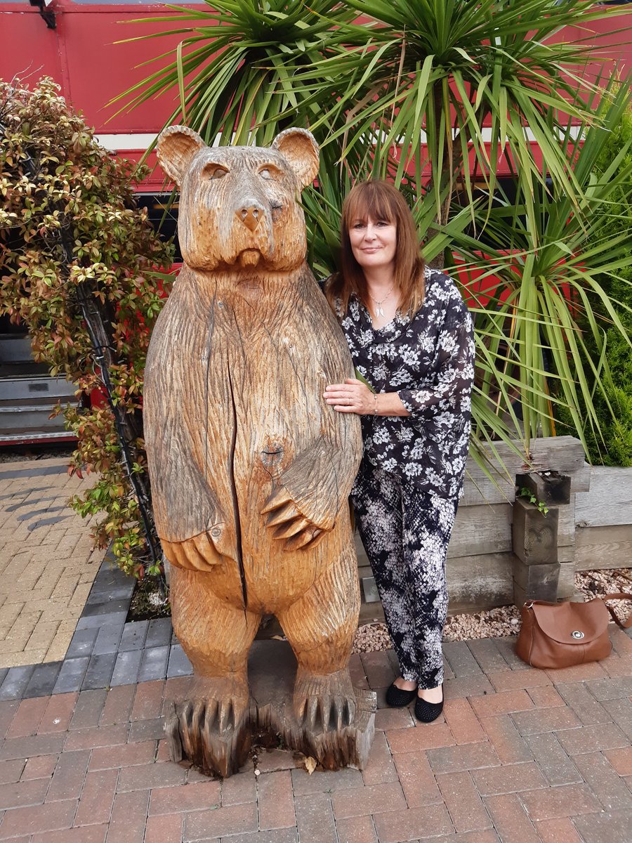 The bear necessities of life. https://t.co/8daLg9JaCy