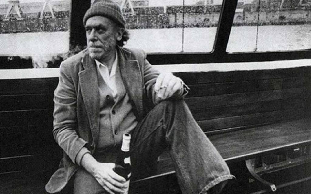 #PrimerosCapítulos | Dos cuentos de Charles Bukowski (1920-1994) ow.ly/HsKm30r4ETh