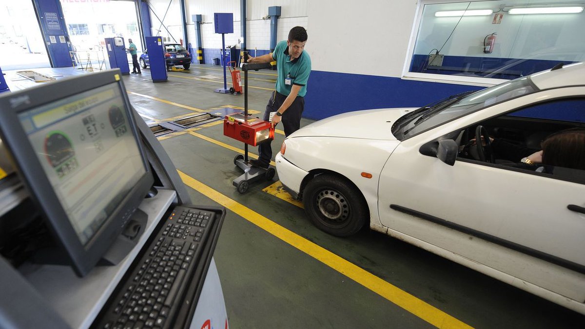 TallerNC's tweet photo. 🔧 Si te toca pasar la #ITV dentro de poco, podemos realizar una #revisión de tu vehículo para que no tengas ningún problema.
Pásate a vernos, tu #coche lo agradecerá 🚘😉
#Taller #NeumáticosCervantes #AlcaládeHenares #Mecánica #MecánicaExpress #PreITV https://t.co/UOL66jRHEj