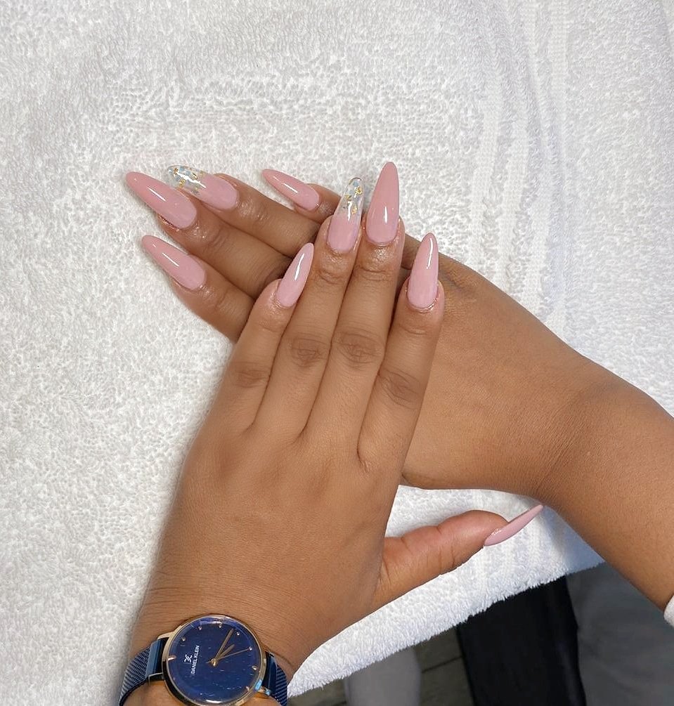 adzo_m's tweet image. I do nails and lashes in and around Durban. For appointments kindly contact me on 0782209112 🌸

#GirlTalkZA #level2lockdown #keadrive