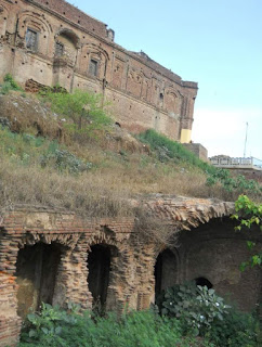 Bera Mehal, KunjrurCastle like structure located in Narowal district.