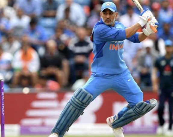 Cricket_tips16's tweet photo. The best finisher, the best batsman and captain toot retirement from the international cricket its a very sad time for his fans no one can replace him. But we will see him in IPL. #MSDhoni #BestCaptainEver #bestfinisher https://t.co/S2XMZPfiAW