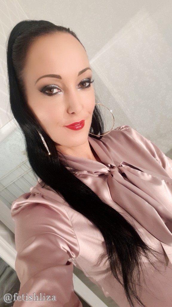 FetishLiza 💫 OnlyFans Special Discount 💫 on Twitter "It's a silky, satin Sunday 💋…