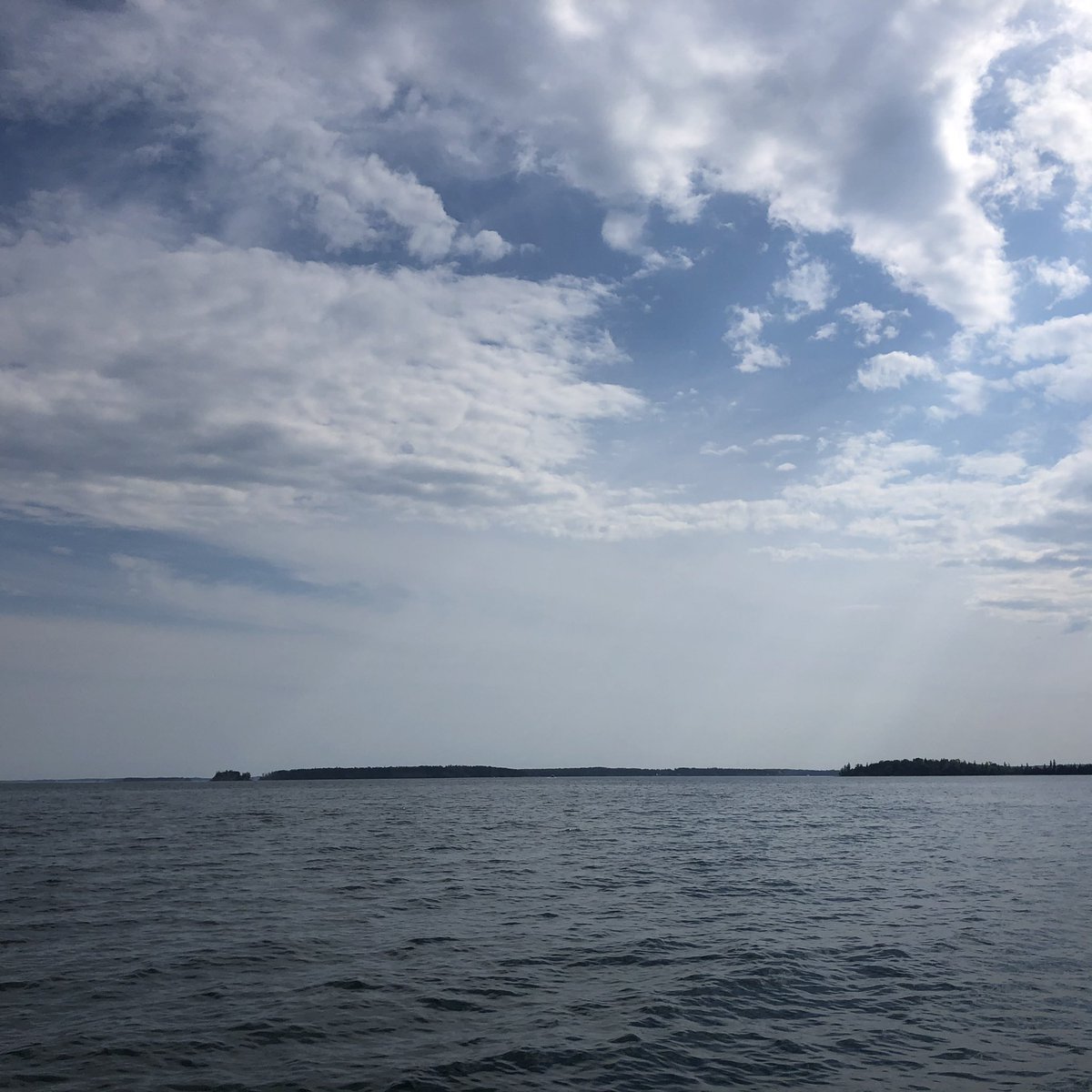 FloriaTrans4rms's tweet photo. Day 334 #100DaysofAppreciation Love the generosity of friends inviting me to enjoy relaxing boat ride on a gorgeous afternoon in the beautiful Mahone Bay area. Thank You ๐โค๏ธ๐
#FlourishwithFloria #PositivityReporter https://t.co/EAdYewAi2c