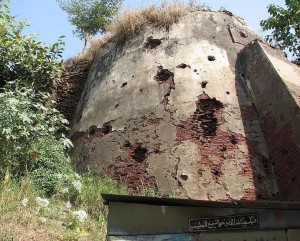 Sialkot FortThe first fort was constructed by Raja Salban in 2nd Century CE. Little of the fort survives now. The original fort is thought to have had concentric walls.