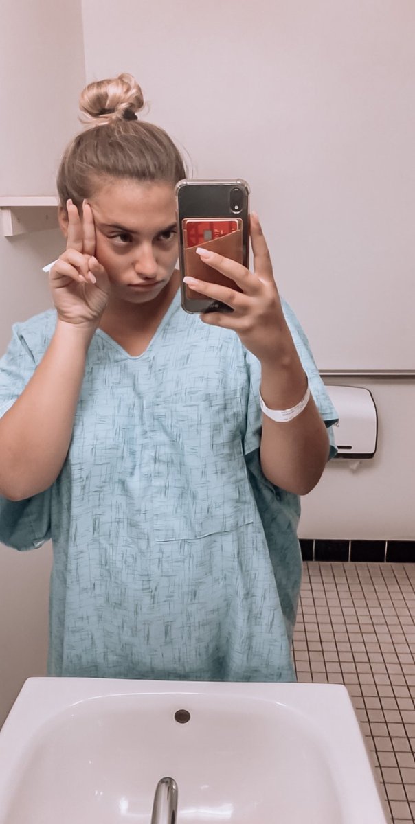 vmoscox's tweet image. this hit way too close to home for me that’s enough twitter for the day😌