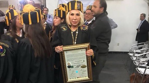 LaishaWilkins's tweet photo. #Güenass desde un país donde... https://t.co/H0lUWPQiSF
