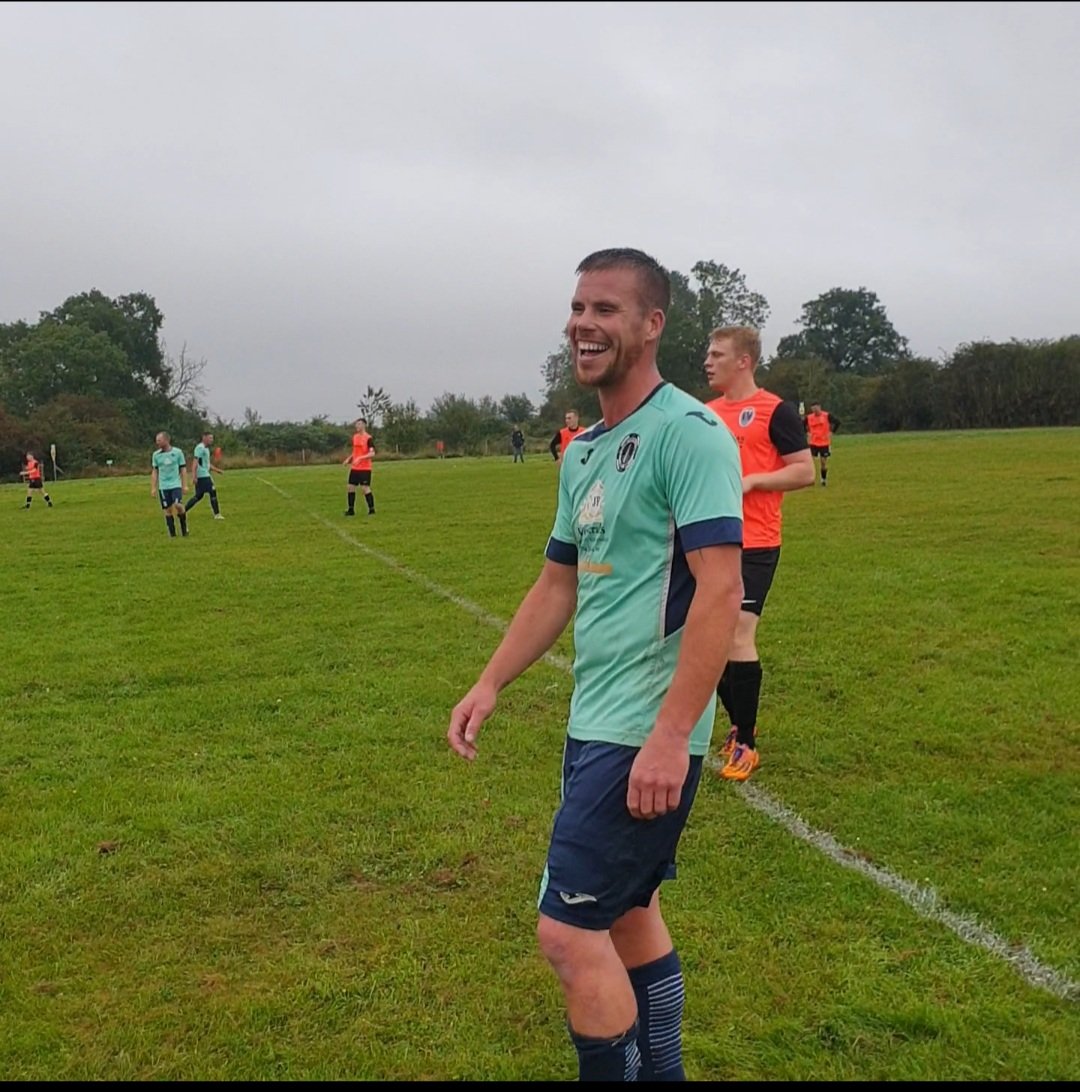 ulcebyfc's tweet photo. Ulceby 8 Scawby 4

Strange old game. Eight players unavailable, patched up side certainly played like it first half. 4-1 down at half time. Could have been 7. Switched things around, smashed them 7-0 second half, running out comfortable winners. #UTFU https://t.co/h8TwPVzyNM