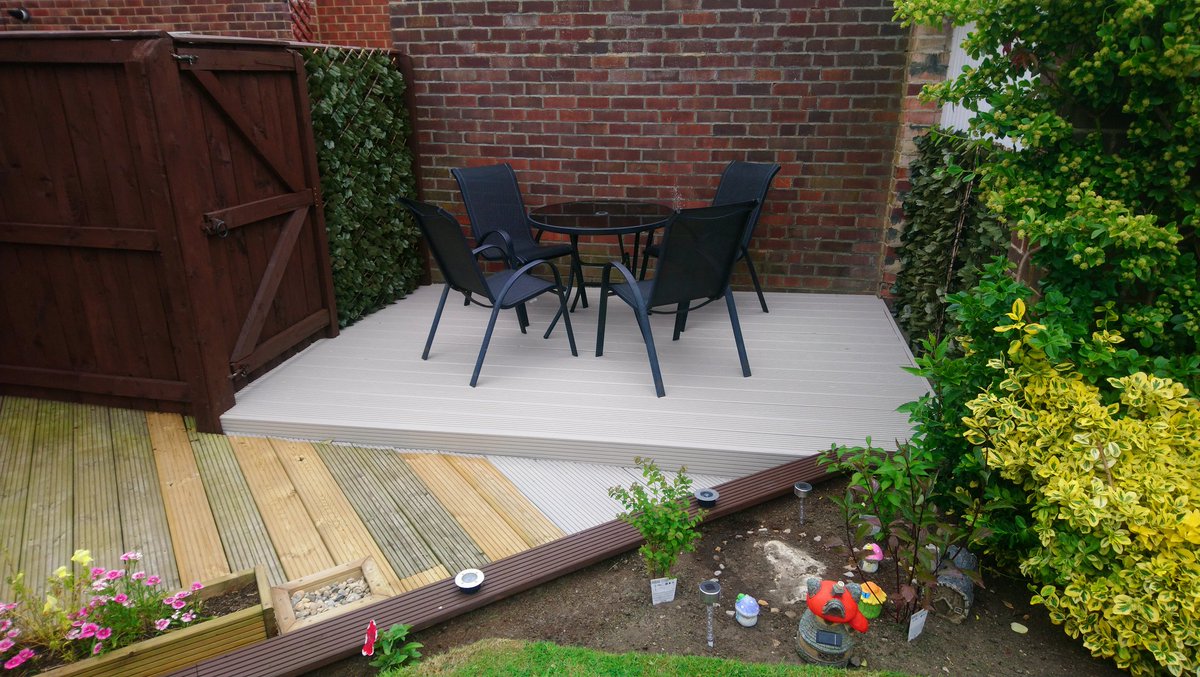 DeedsHouse's tweet photo. Decking area last summer and new squared off adjustment - work in progress https://t.co/0SnLzkb8Yb