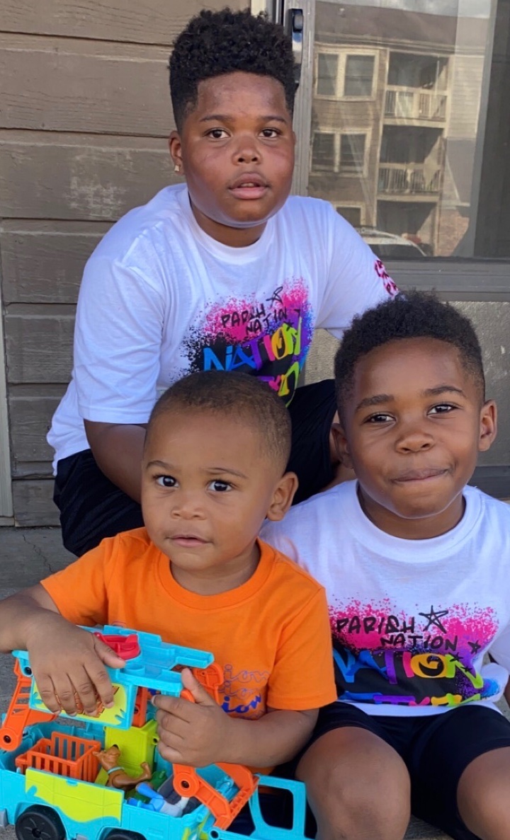 BossyBeautiful9's tweet photo. My world 🌎 😌🤞🏽I didn’t get a degree 📜  to stop here ‼️‼️Y’all are my motivation 💪🏽#Mamasboys🥰❤️💕 https://t.co/0E6MPfDBsP