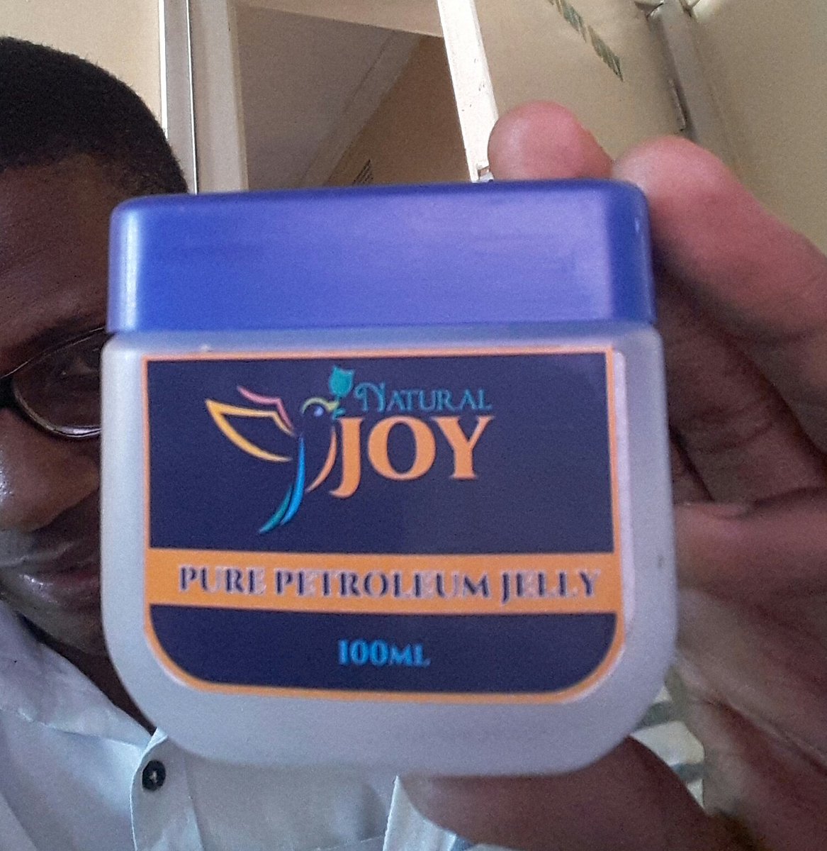 batsiraimahoso's tweet photo. Labels For Petroleum Jelly
____________________
Orders https://t.co/fqEIK2bXB7
#sleek #sleekmediazim #keepitsleek
#ndisleekadaro #printing #design
#graphicdesign #largeformat #banner
#flyer #brochure #businesscard
#advertising #branding
@retweet263 @ZimAdverts https://t.co/EtreJ6cW7y