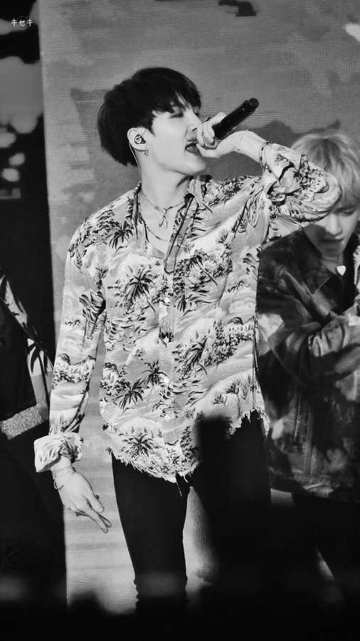 The 'tongue technology' sir Min Yoongi