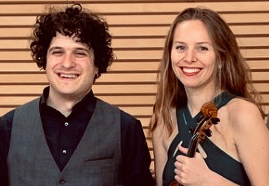 ✨ Hey everyone, we have a special one for you today! Don’t forget to tune in today at 3 pm EST to catch the <a href="/PayadoraTango/">Payadora</a> !! Perfect for a rainy Sunday ✨
 
3 pm - <a href="/PayadoraTango/">Payadora</a> 

 #musictogether #musictogetheron