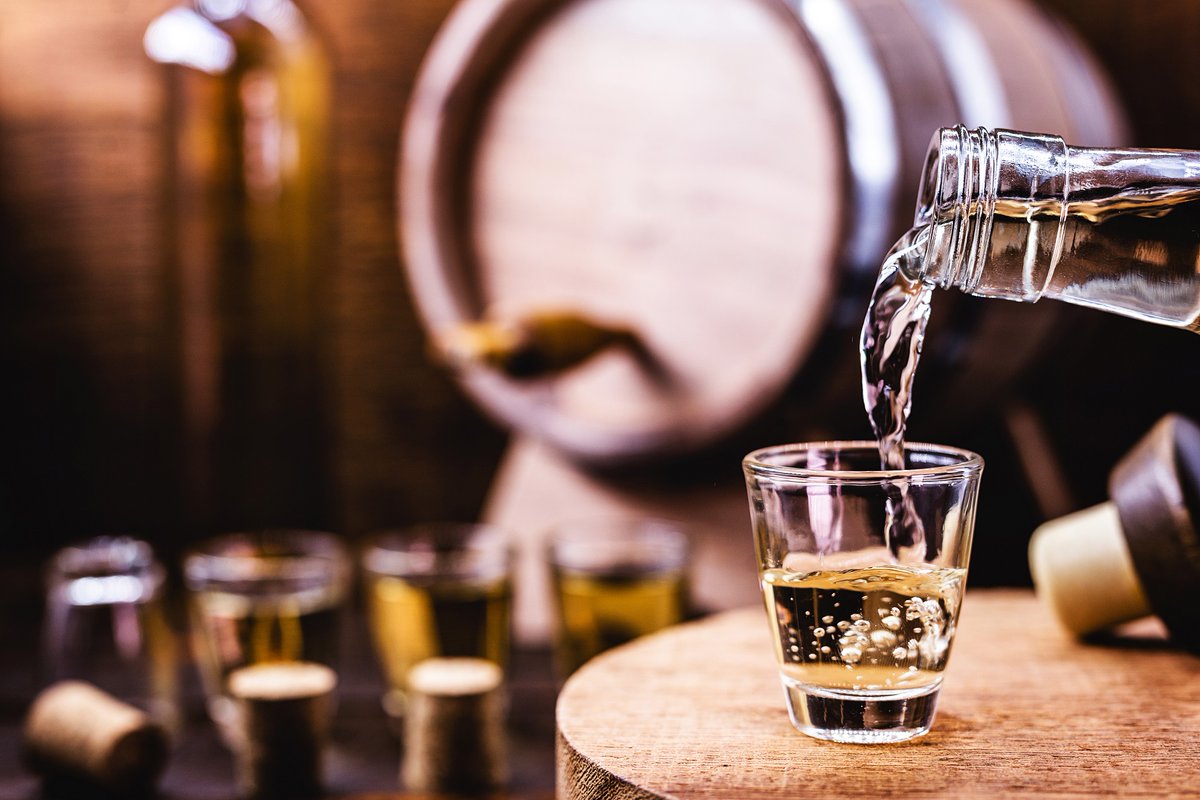 effgroup's tweet image. The rum flavour is defined as a Alcoholic, Sweet and Woody profile. It’s a flavour commonly related to alcoholic beverage but also it can be used in a variety of applications. #Rum #NationalRumDay #RumDay #RumFlavour #FlavourTrends #Flavour #Flavourist