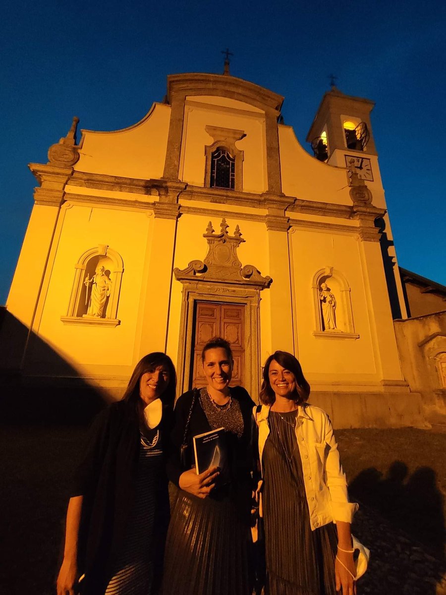 Ieri a #ZelbioCult con <a href="/SaraLoffredi/">Sara Loffredi</a> e il suo FRONTEDISCAVO <a href="/Einaudieditore/">Einaudi editore</a>