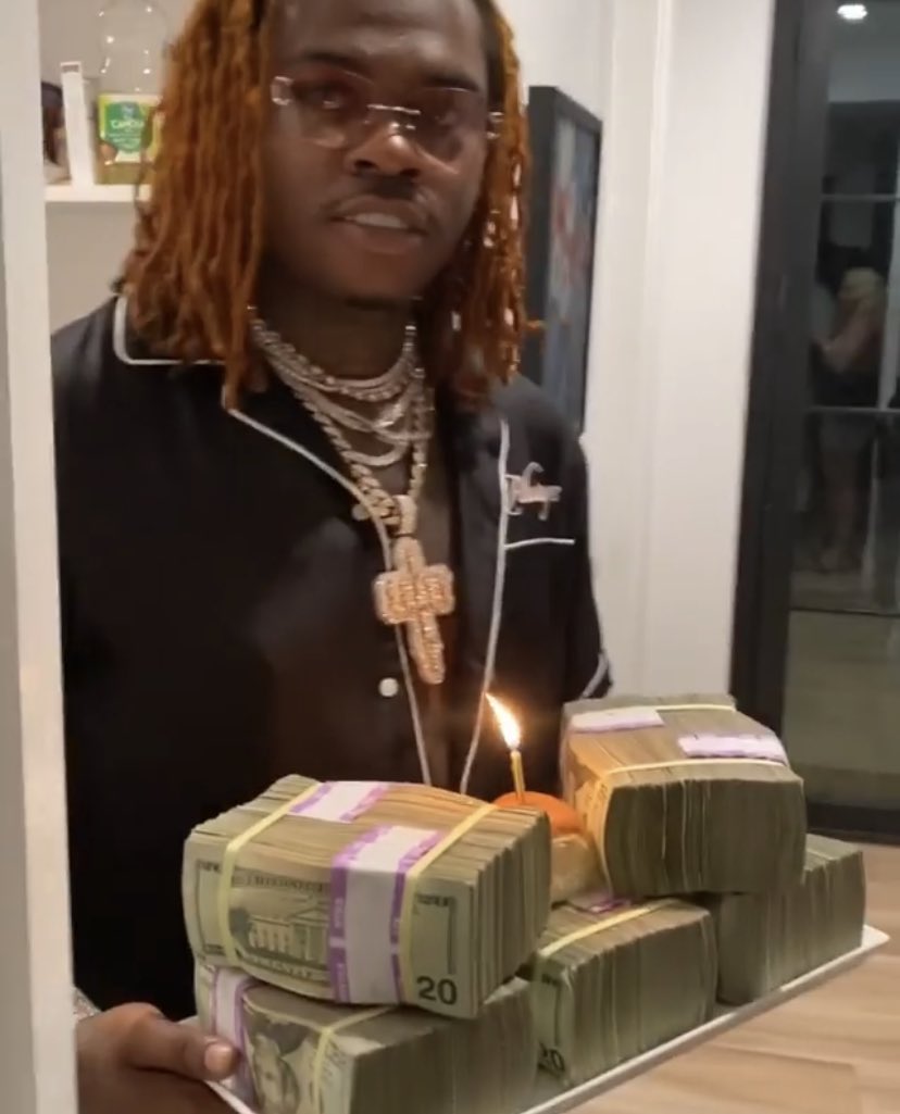 HotFreestyle's tweet image. Gunna gifted Young Thug $100,000 for his birthday 💵