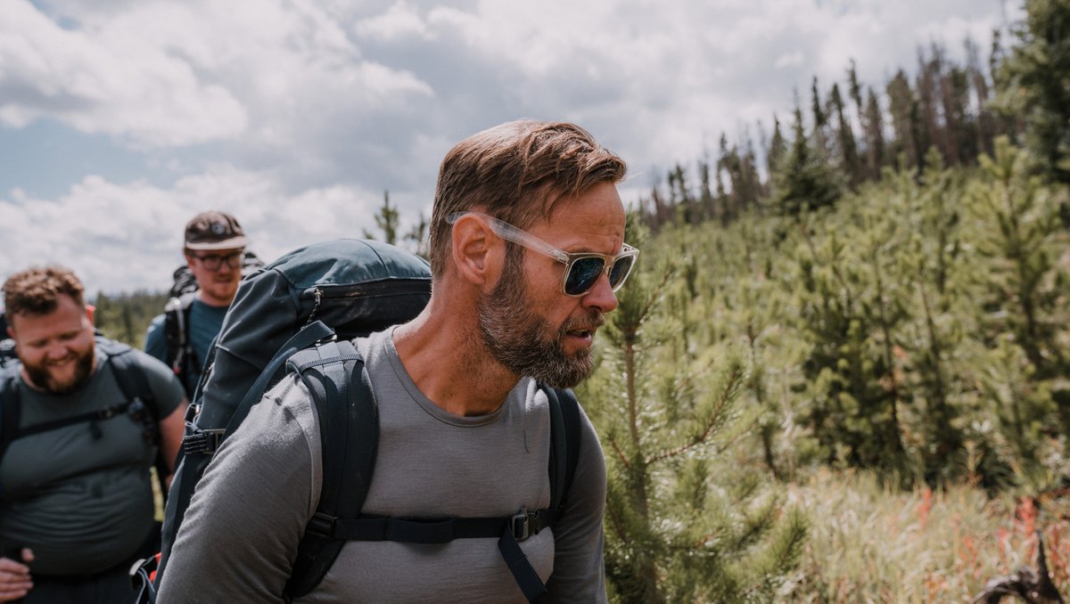 Our Global Event Manager, Carl Hård af Segerstad, teaches us what to pack for a typical three day trek. Your packing list will always vary depending on temperature and the expected weather and environmental conditions on your trek. soo.nr/DAp6