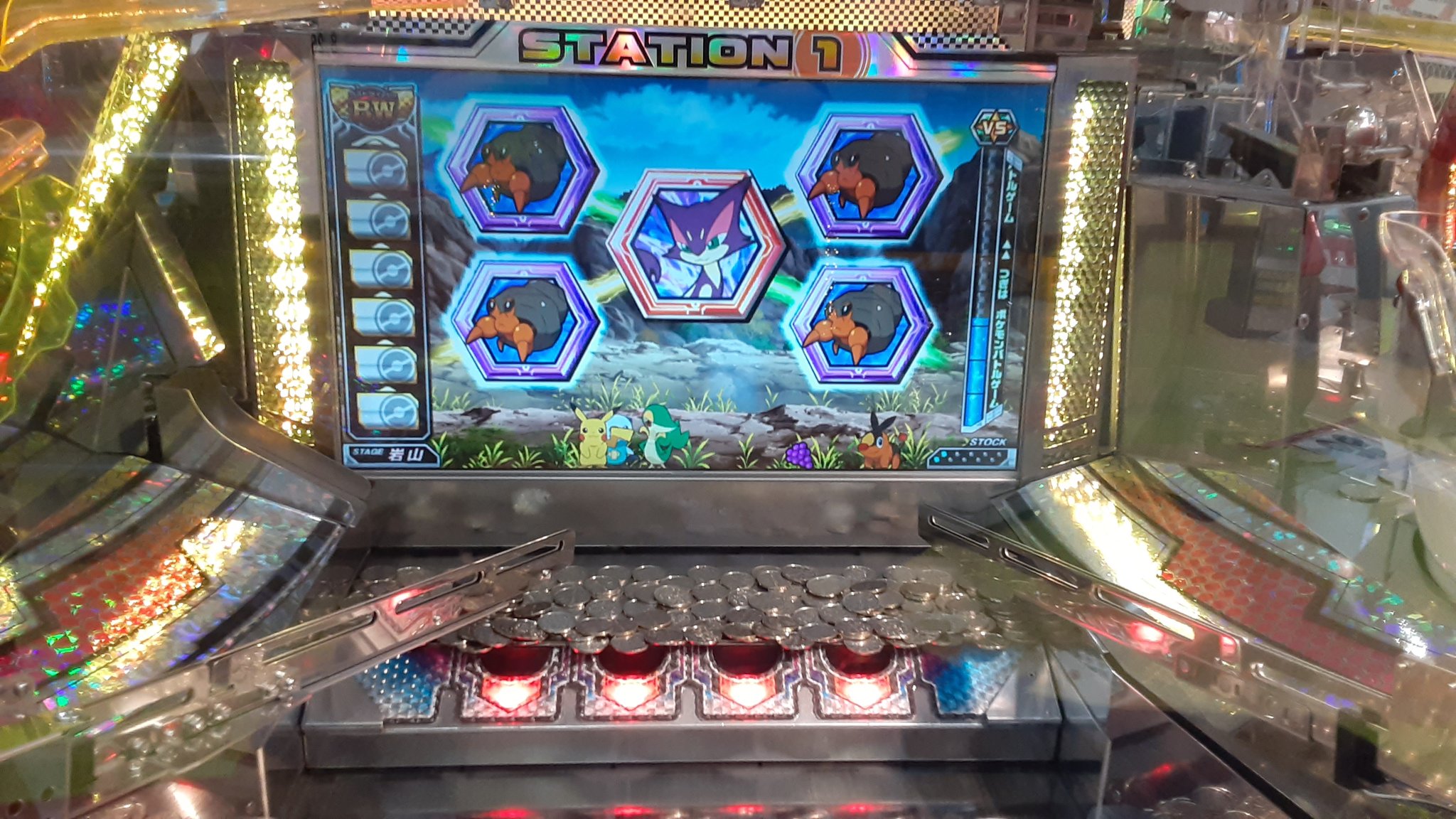 ガチャ 18 モーリーファンタジー鶴田店 スーパーマーケットの中にある小さなモーリーファンタジー 元々はらんらんらんどなのでクマメダルを使用している 設置機種は ジュエル まりくる ビンパ初代 釣りスピ その他子供機 どの台も設定が良く長く遊べるが機種