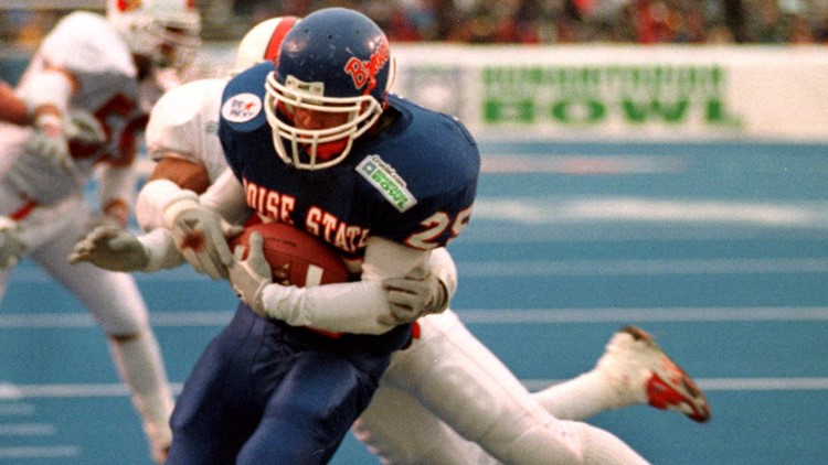 There's a lot of helmets in  @BroncoSportsFB's history, but there's only two that top my list. The Broncos script and the Fiesta Bowl era helmet.