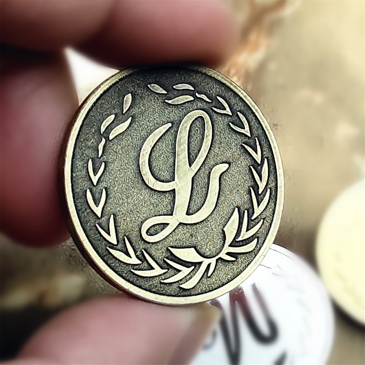 #pins #custompins #lapelpins #changecoins #Coins US souvenior military challenge coins antique plated 2" custom coins